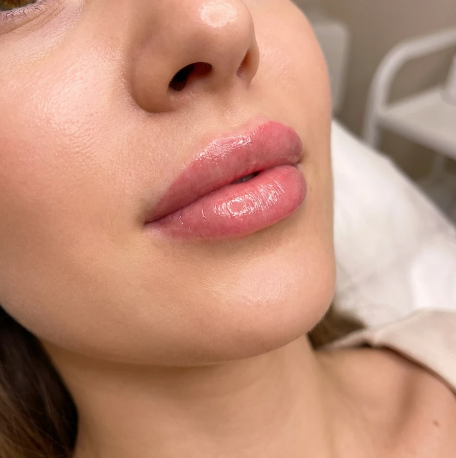 Permanent Make-up Lippen – natürlich schöne Lippenfarbe