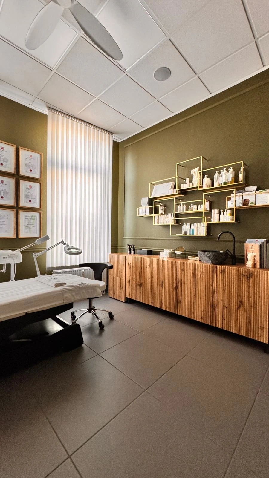 Kosmetikstudio Expert Berlin – Wartebereich